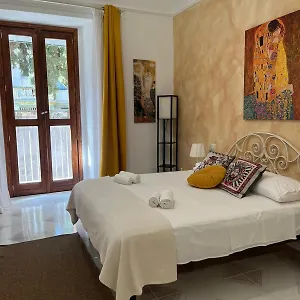  Apartment Gl Golden